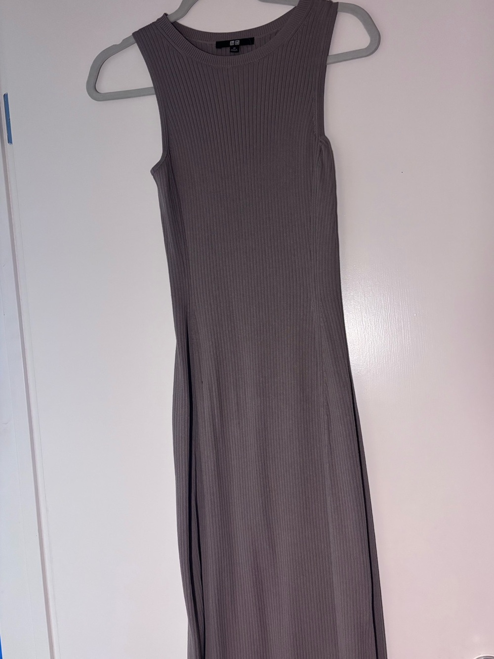 Uniqlo Ribbed Sleeveless Maxi Dress in Mauve Taupe